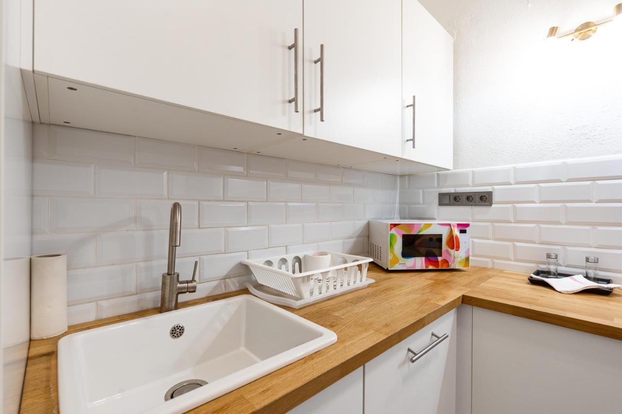 Lovely Apartment Close To Synagogue And Szimpla Garden Boedapest Buitenkant foto